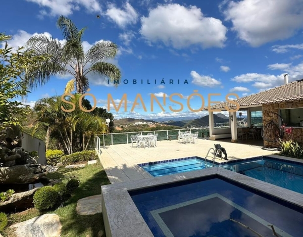 Casa de Luxo de 733 m² à Venda com 3 Suítes e Spa no Vila Castela, Nova Lima - MG