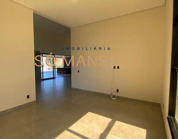 CASA À VENDA NO CONDOMÍNIO SONHO VERDE EM LAGOA SANTA