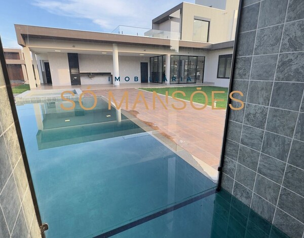 CASA À VENDA NO CONDOMÍNIO VITÓRIA GOLF EM LAGOA SANTA