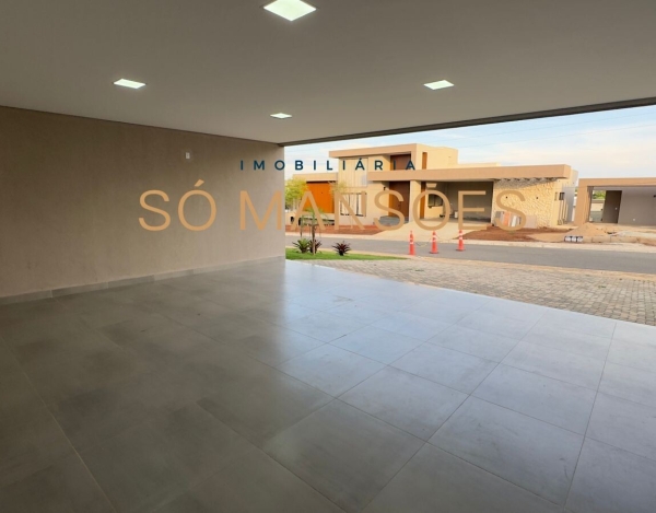 Casa Espaçosa de 369 m² à Venda com 4 Suítes e Espaço Gourmet no Vitória Golf, Lagoa Santa - MG