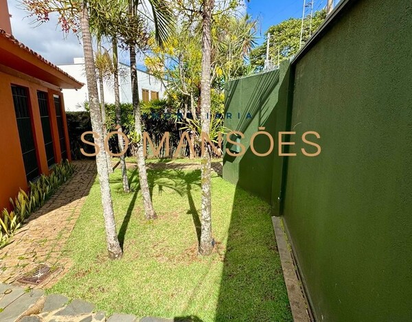 CASA À VENDA NO BAIRRO BELVEDERE 