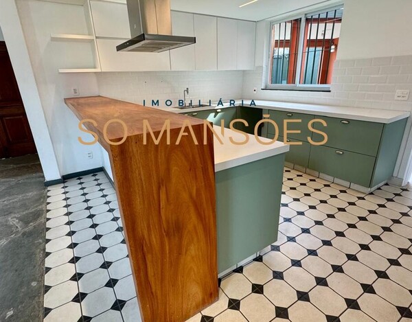 CASA À VENDA NO BAIRRO BELVEDERE 