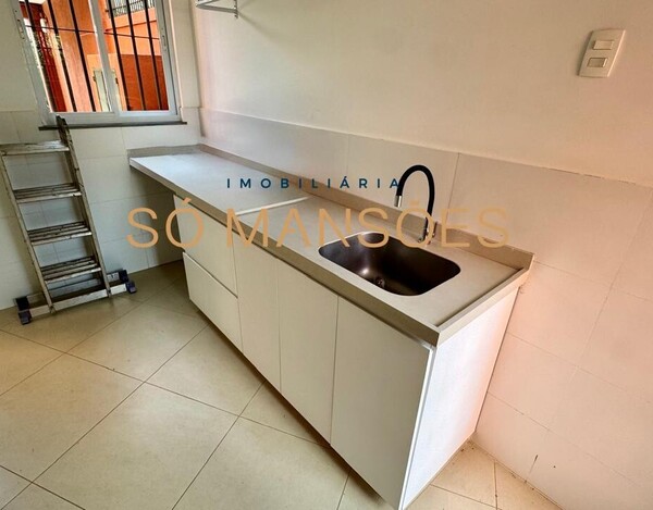 CASA À VENDA NO BAIRRO BELVEDERE 