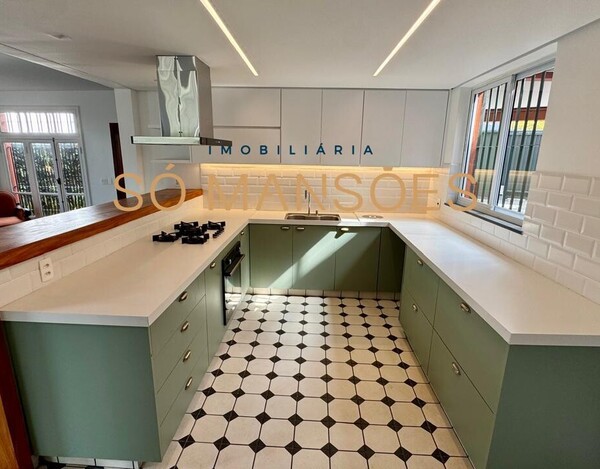 CASA À VENDA NO BAIRRO BELVEDERE 