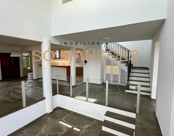 CASA À VENDA NO BAIRRO BELVEDERE 