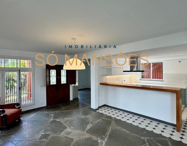 CASA À VENDA NO BAIRRO BELVEDERE 