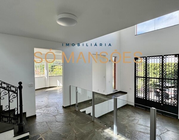 CASA À VENDA NO BAIRRO BELVEDERE 