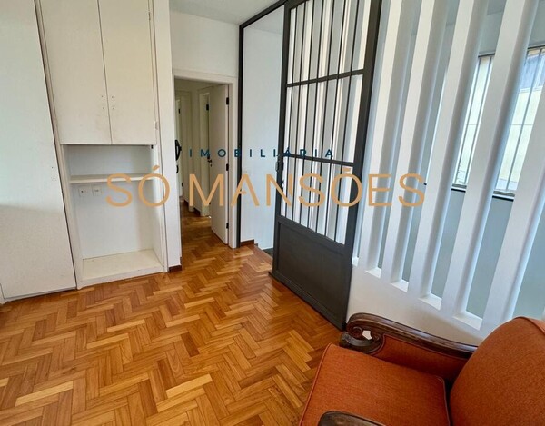 CASA À VENDA NO BAIRRO BELVEDERE 