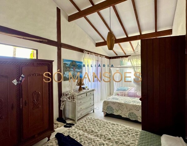 Casa de 234m² à venda no Outeiro das Brisas - Trancoso/BA.