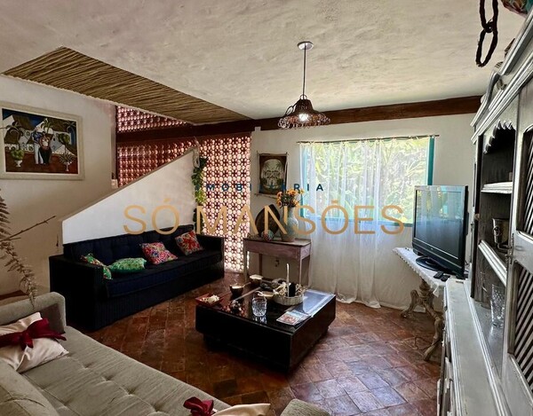 Casa de 234m² à venda no Outeiro das Brisas - Trancoso/BA.