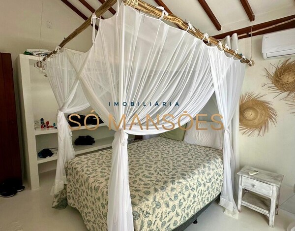 Casa de 234m² à venda no Outeiro das Brisas - Trancoso/BA.