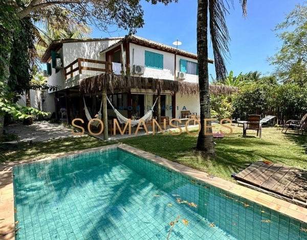 Casa Espaçosa de 234 m² à Venda com 4 Suítes e Spa no Condomínio Outeiro das Brisas - Bahia, Trancoso - BA