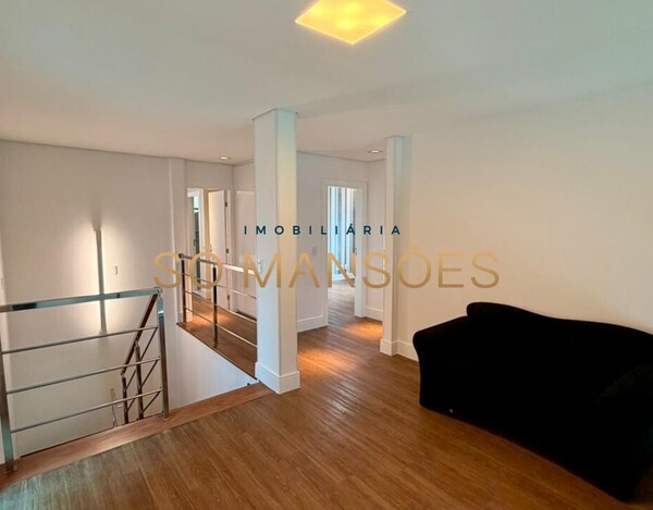 Casa de 383m² à venda no Vila Alpina.