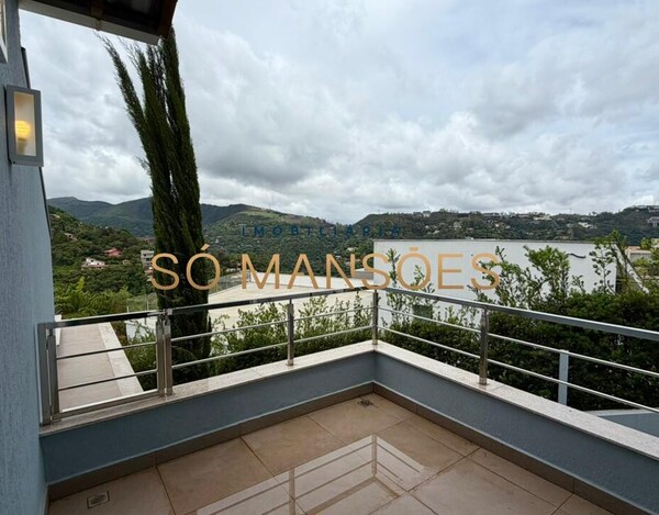 Casa de 383m² à venda no Vila Alpina.