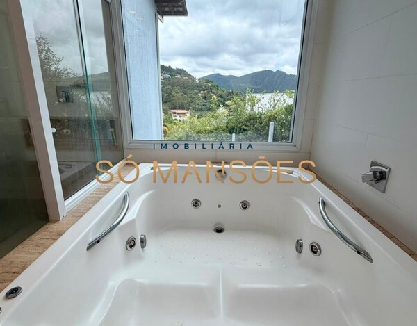 Casa de 383m² à venda no Vila Alpina.