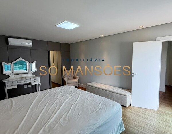 Casa de 383m² à venda no Vila Alpina.