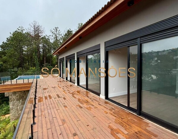 Casa de 424m² à venda no condomínio Bosque da Ribeira.