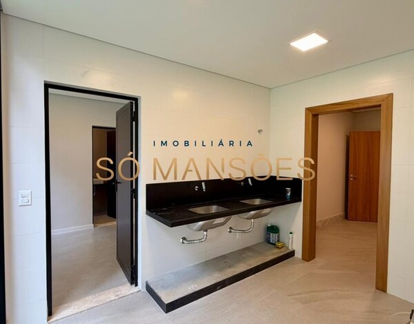 Casa de 424m² à venda no condomínio Bosque da Ribeira.