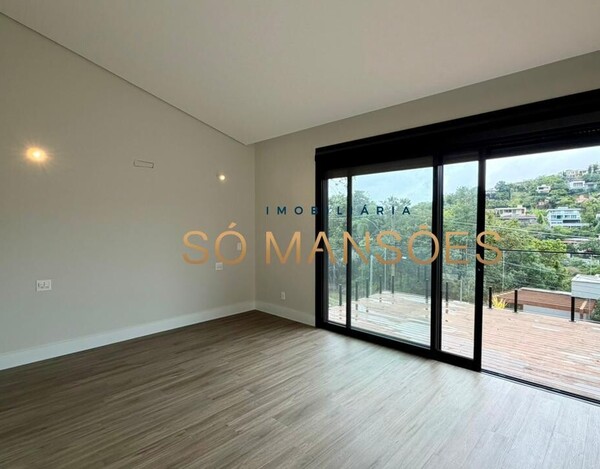 Casa de 424m² à venda no condomínio Bosque da Ribeira.