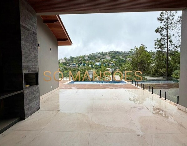 Casa de 424m² à venda no condomínio Bosque da Ribeira.