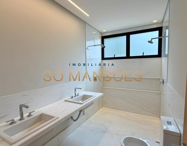 Casa de 424m² à venda no condomínio Bosque da Ribeira.