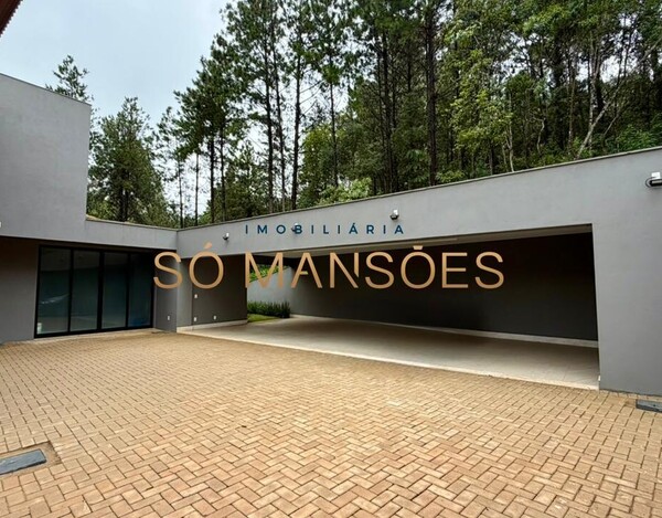 Casa de 424m² à venda no condomínio Bosque da Ribeira.