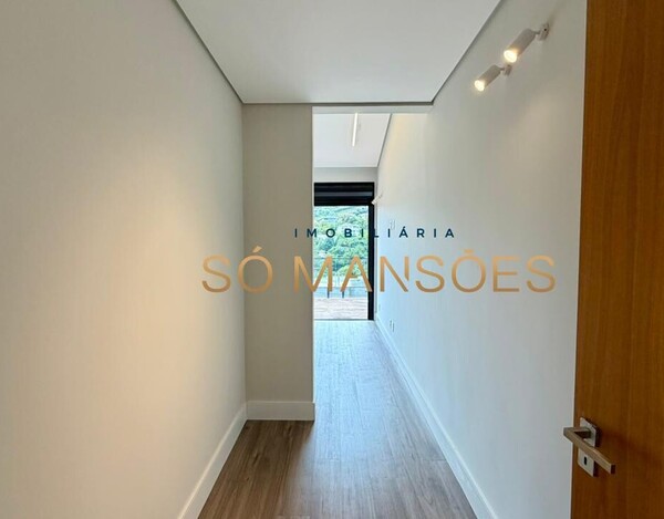 Casa de 424m² à venda no condomínio Bosque da Ribeira.