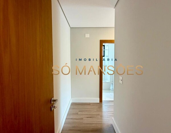 Casa de 424m² à venda no condomínio Bosque da Ribeira.