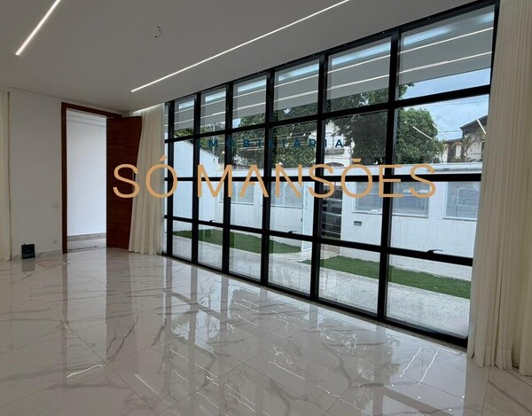 CASA À VENDA NO BAIRRO BELVEDERE EM BH