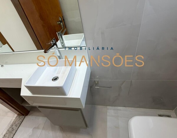 CASA À VENDA NO BAIRRO BELVEDERE EM BH