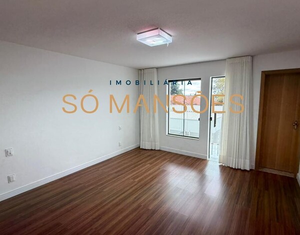 CASA À VENDA NO BAIRRO BELVEDERE EM BH