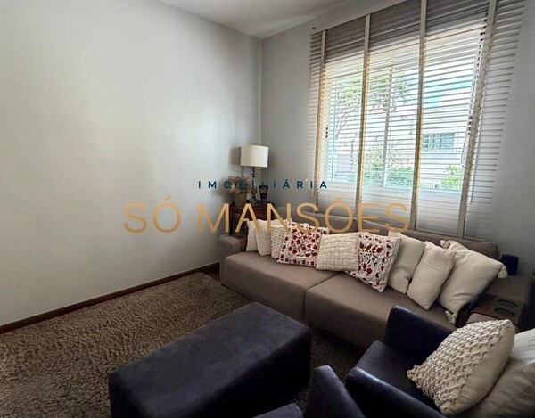 Casa de 364m² à venda no Bairro Santa Lúcia.