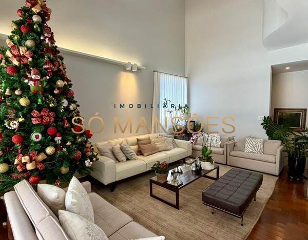 Casa de 364m² à venda no Bairro Santa Lúcia.