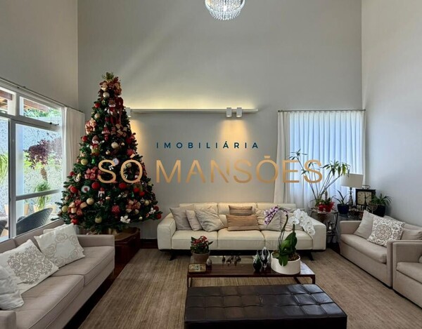 Casa de 364m² à venda no Bairro Santa Lúcia.