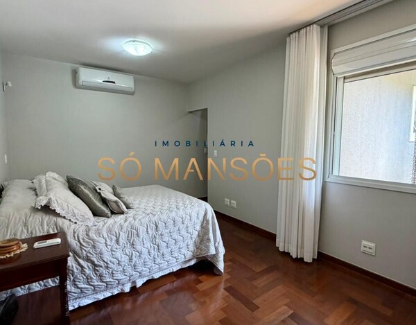 Casa de 364m² à venda no Bairro Santa Lúcia.