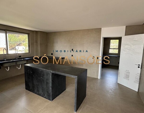 Apartamento de 323m² à venda no Bairro Santa Lúcia