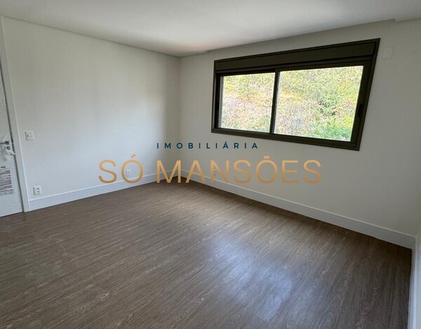 Apartamento de 323m² à venda no Bairro Santa Lúcia