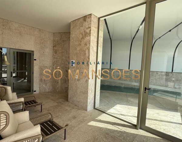 Apartamento de 323m² à venda no Bairro Santa Lúcia