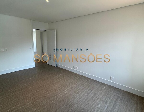 Apartamento de 323m² à venda no Bairro Santa Lúcia