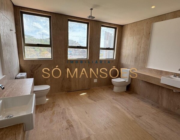 Apartamento de 323m² à venda no Bairro Santa Lúcia