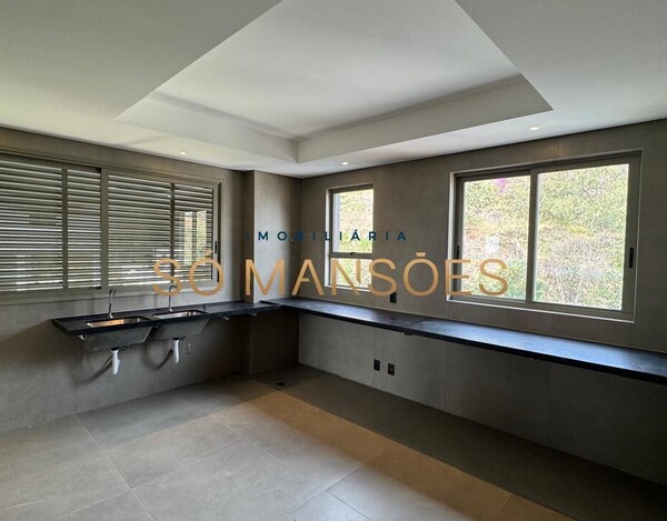 Apartamento de 323m² à venda no Bairro Santa Lúcia