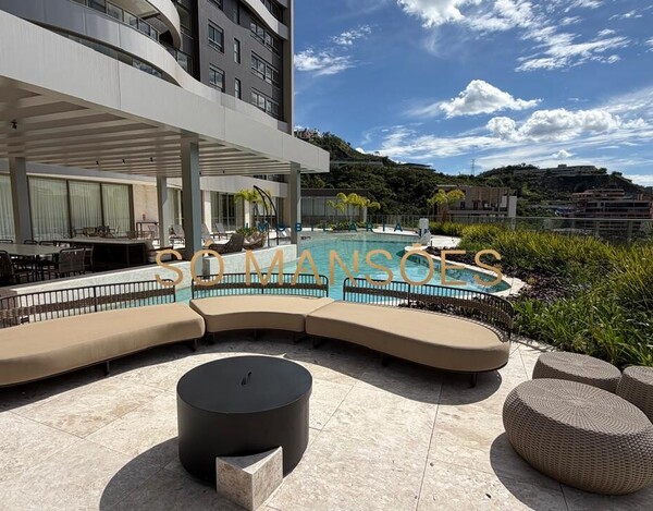 Apartamento de 323m² à venda no Bairro Santa Lúcia