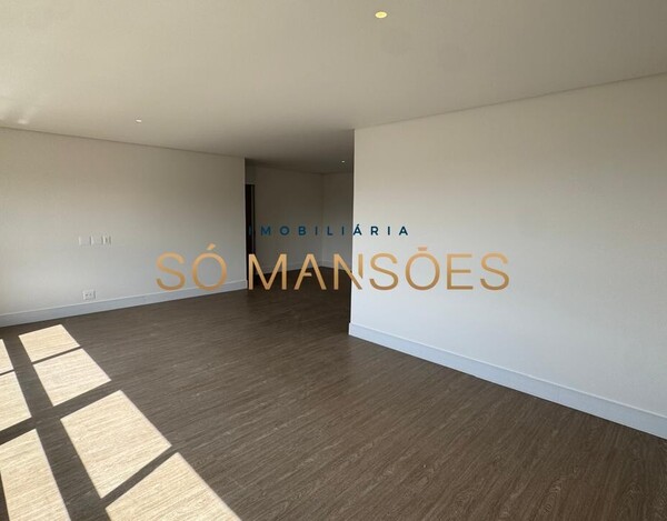 Apartamento de 323m² à venda no Bairro Santa Lúcia