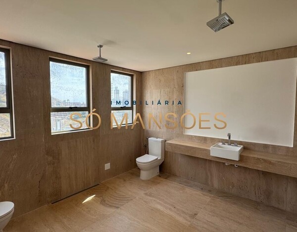 Apartamento de 323m² à venda no Bairro Santa Lúcia