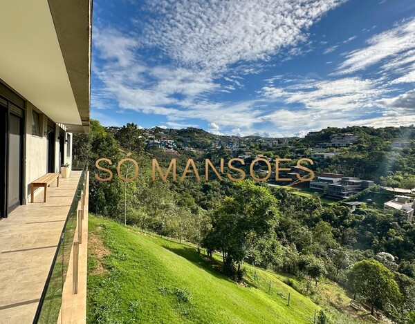 Exclusividade Só Mansões. Casa de 511m² e vista privilegiada à venda no condomínio Vale dos Cristais.