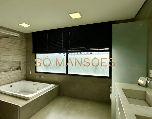 Exclusividade Só Mansões. Casa de 511m² e vista privilegiada à venda no condomínio Vale dos Cristais.