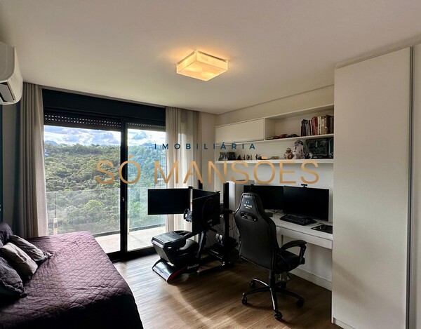 Exclusividade Só Mansões. Casa de 511m² e vista privilegiada à venda no condomínio Vale dos Cristais.