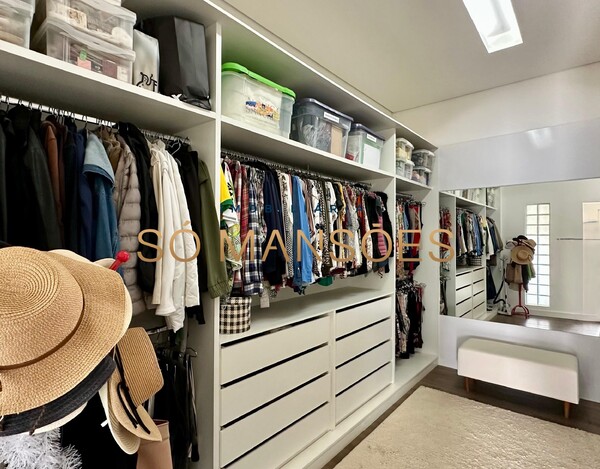 Exclusividade Só Mansões. Casa de 511m² e vista privilegiada à venda no condomínio Vale dos Cristais.