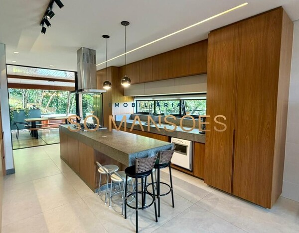 CASA DE 372M² À VENDA NO CONDOMÍNIO BOA VISTA EM BRUMADINHO.