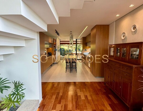 CASA DE 372M² À VENDA NO CONDOMÍNIO BOA VISTA EM BRUMADINHO.